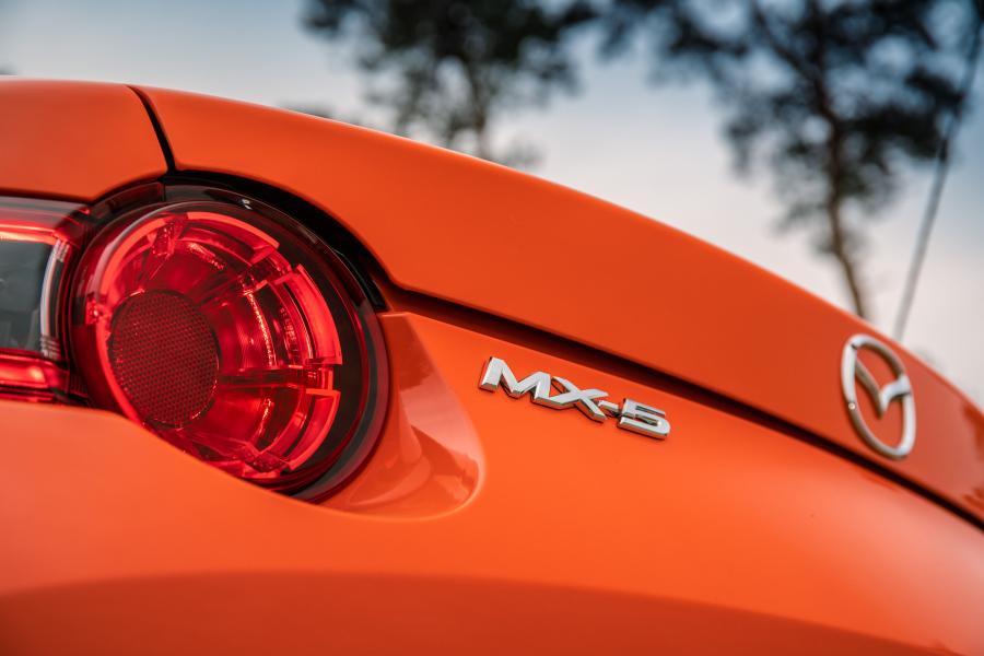 Детали экстерьера Mazda MX-5 30th Anniversary (ND) 2019 года  (WW) (фото 25 из 47)
